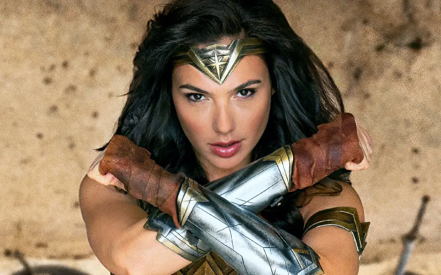Free and full HD download of Wonder Woman wallpaper for girls 