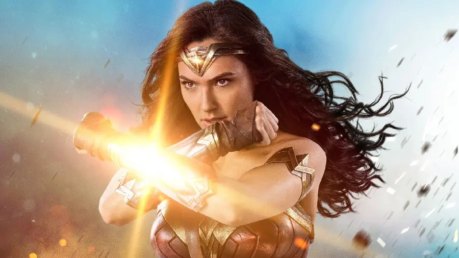 Download Wonder Woman photo edited in full HD quality for phone background 