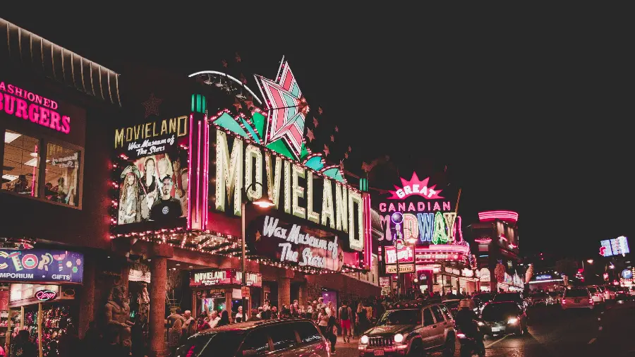 Cinematic image of movie land with a lot of people