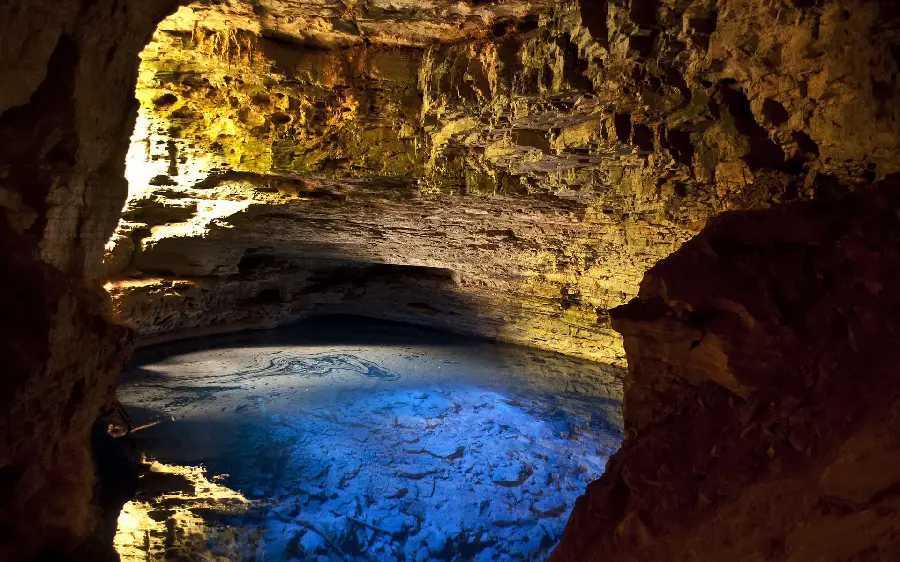 Khafen Terbon photo of a natural landscape of a lake inside a cave