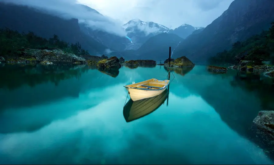 Professional wallpaper combining fantasy and reality for desktop