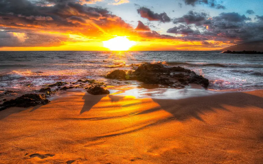 A very beautiful sunset wallpaper for romantic people