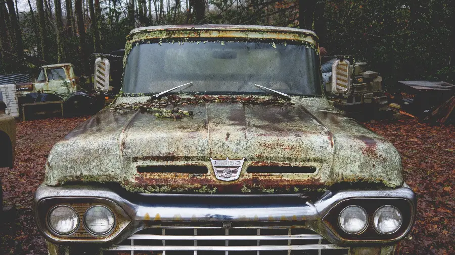 Beautiful photo of a car abandoned in nature for a boy's profile
