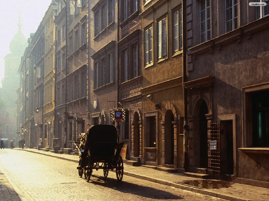 Cool wallpaper photography of old-style cinema town in Europe