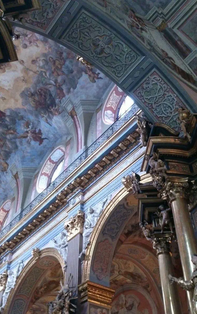 New background of Iranian-European architecture style with full HD quality