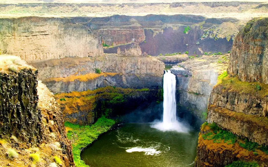 Download the most beautiful images of beautiful and spectacular views of the essence