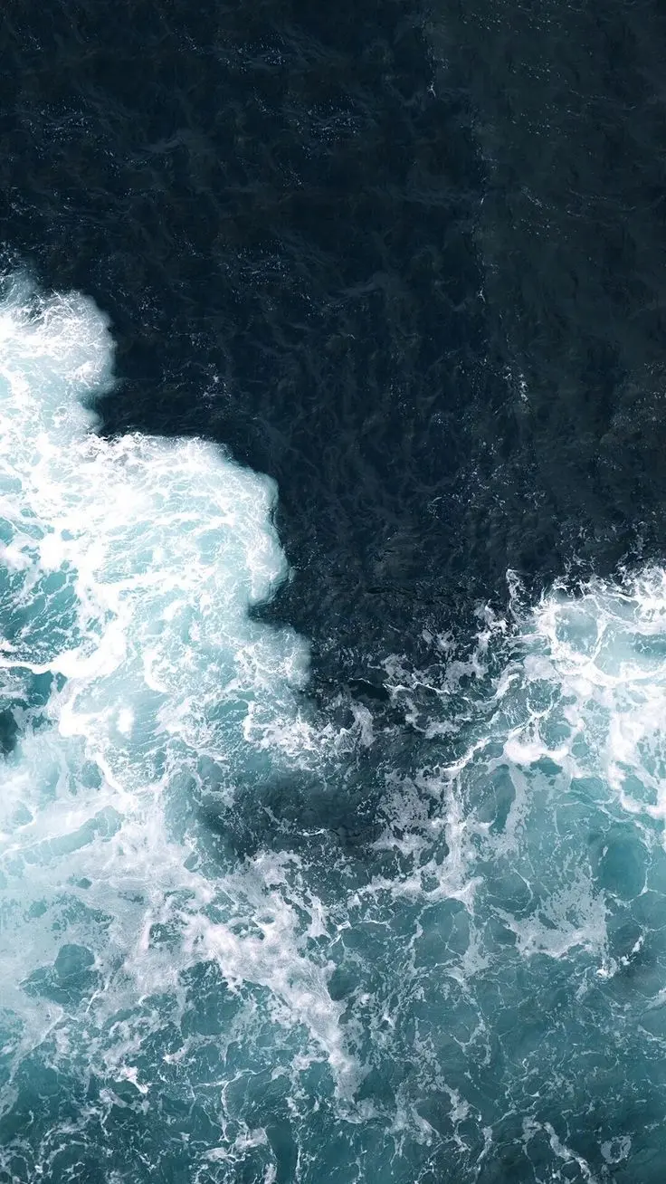 Download free high-quality water photos for iPhone