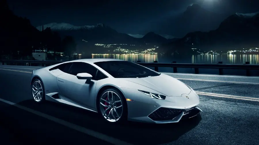 Free download of Lamborghini Huracan stock photos for poster printing