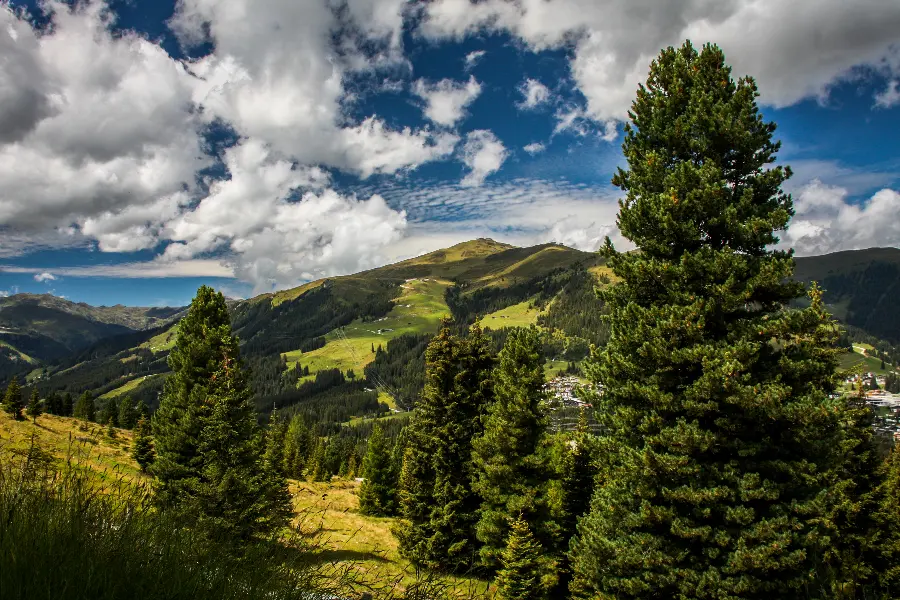Romantic and romantic landscape and landscape of nature suitable for tourism for honeymoon and engagement