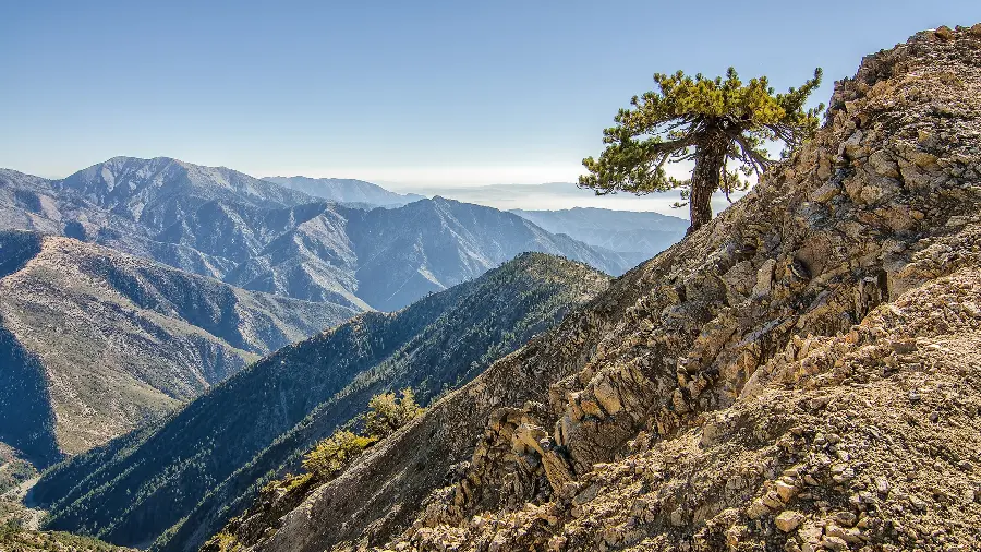 Image of high mountains in the cold region And dry, empty of plants suitable for profiles 