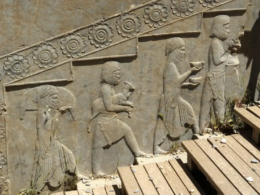Image of wall reliefs in the style and art of Iranian architecture