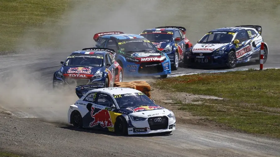 Background photo of the exciting and spectacular Rally Cross race