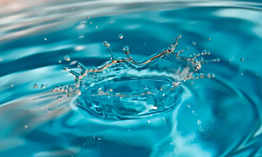 Background Image with Blue Halo of Cool Water for Poster Printing