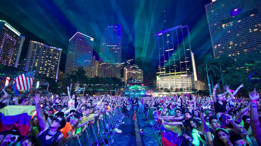 Stock image of music festival in a large and crowded hall