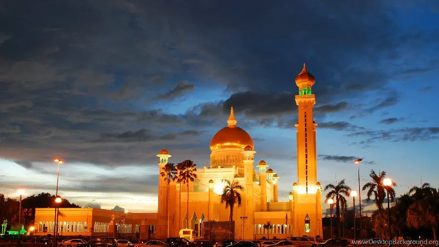 Download free and high-quality photos of the design of the mosque and religious place of Muslims