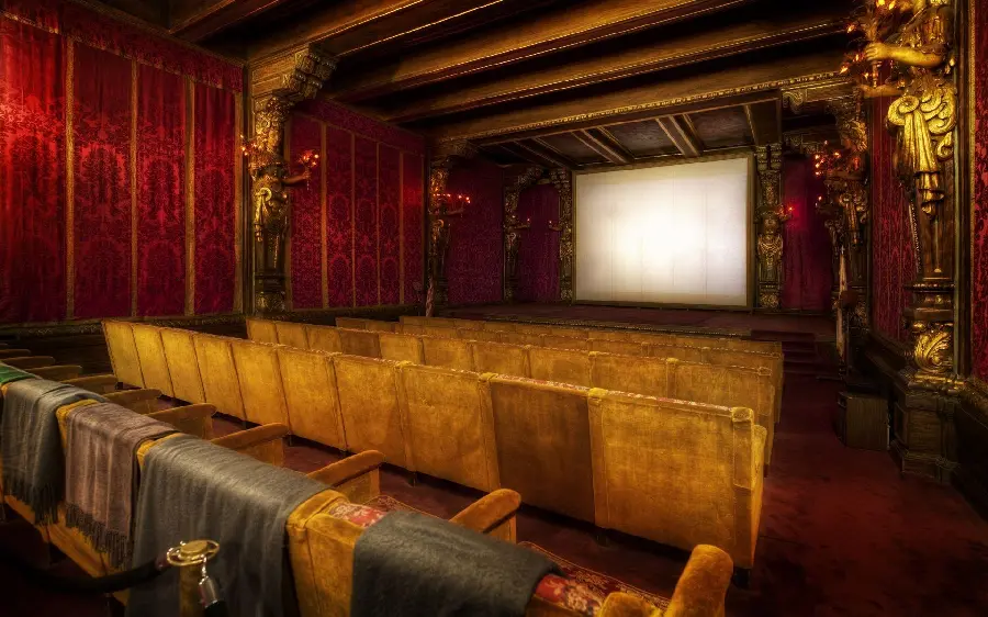 Photo of a small theater in an old and classic style