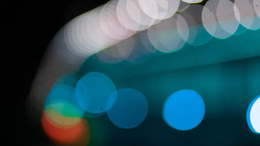 Artistic and Professional Blurred Wallpaper for Phone and Tablet 