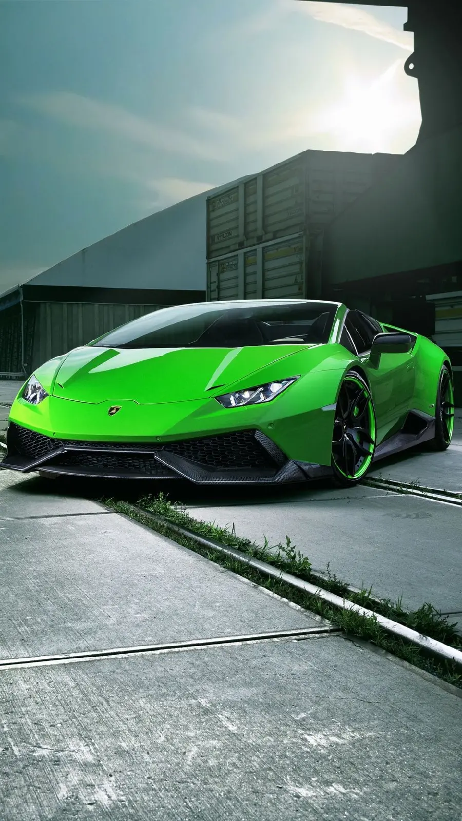 Download HD Lamborghini Huracan wallpaper for Android phones 