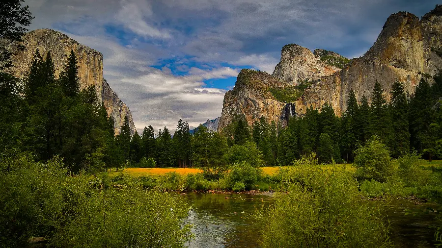 Download beautiful and spectacular romantic natural landscape photos in full HD quality 