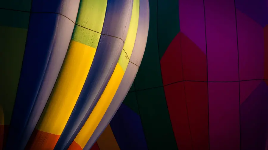 HD background with a balloon design and beautiful color variation for free 