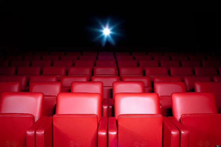 Free download of red theater chairs photo