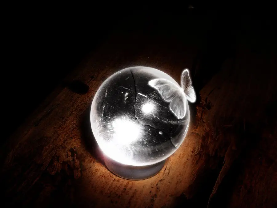 Download crystal ball profile picture transparent and clear with black background 
