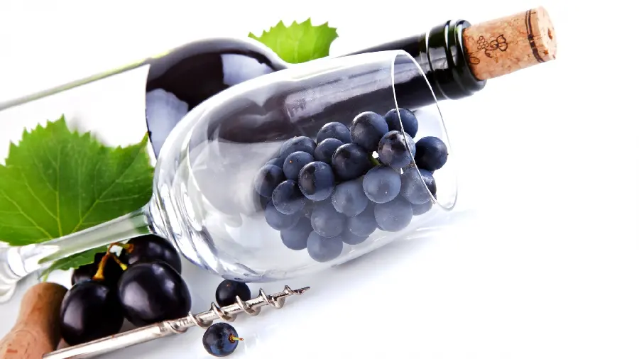 Cool photo of black grapes in White background for Photoshop 
