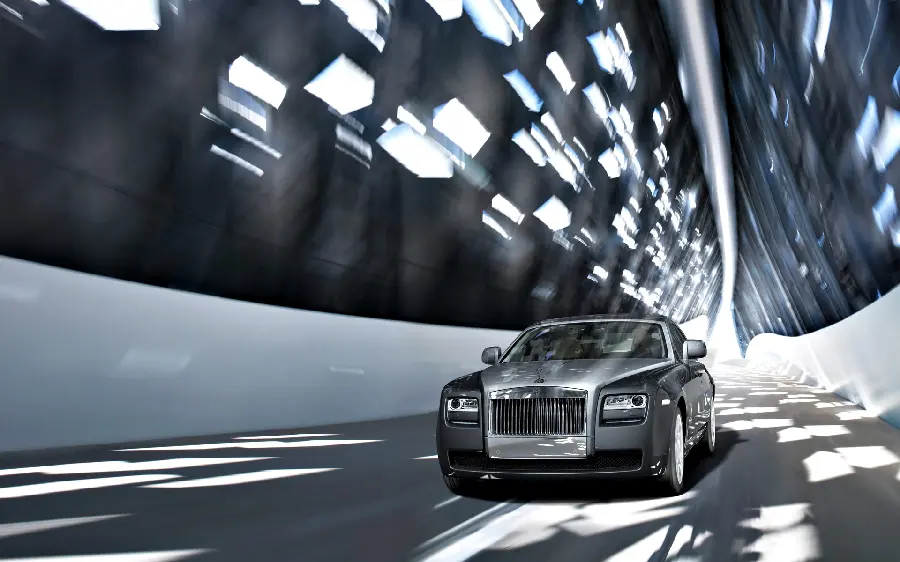 The most cool high-end car wallpaper for old screens