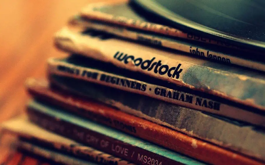 Old Wood Stock graphic wallpaper of a music festival