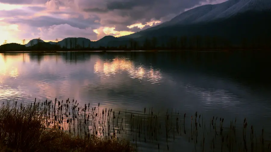 Download photos of natural wonders and amazing landscapes