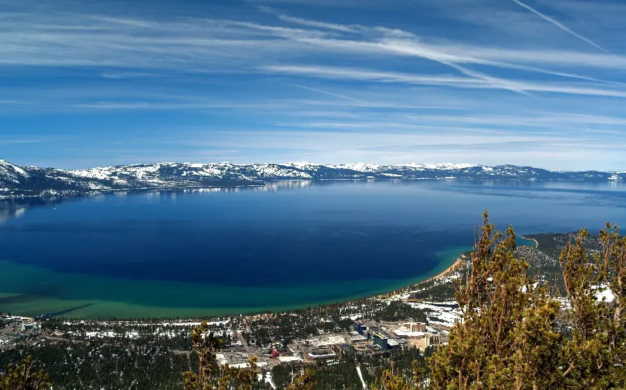 A high-resolution wallpaper of a wonderful and eye-catching area