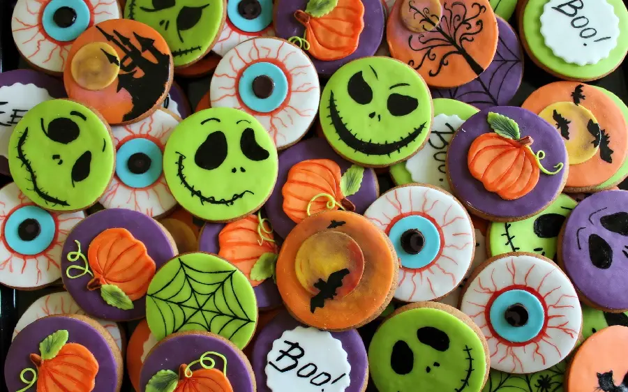 The world's cutest biscuits highlight cover with special and cool animated graphics