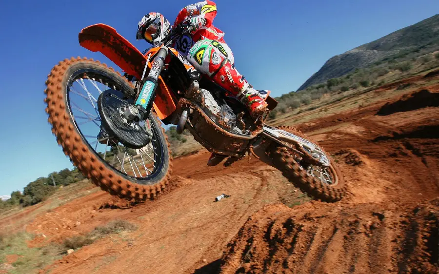 4k Motocross Aerials and Ramp Jumping Wallpaper