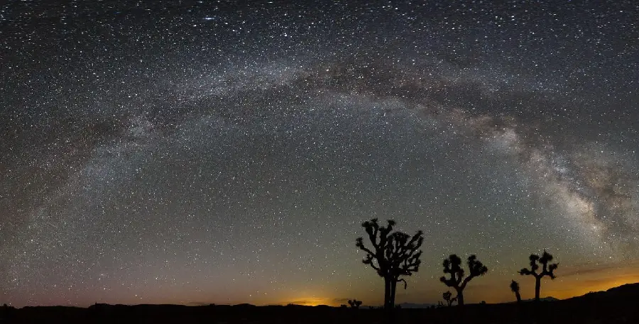 Light pollution wallpaper of Las Vegas and Ridgecrest from Death Valley by Jeff Sullivan