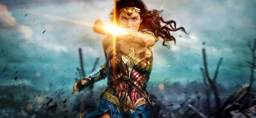 The most mysterious photoshopped image of Wonder Woman for wallpaper 