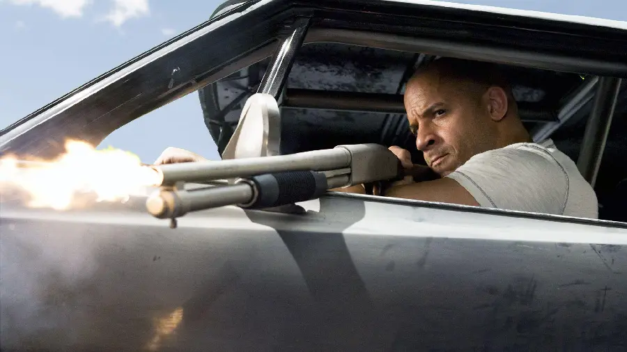 Wallpaper of Vin Diesel in the Fast and Furious sequence