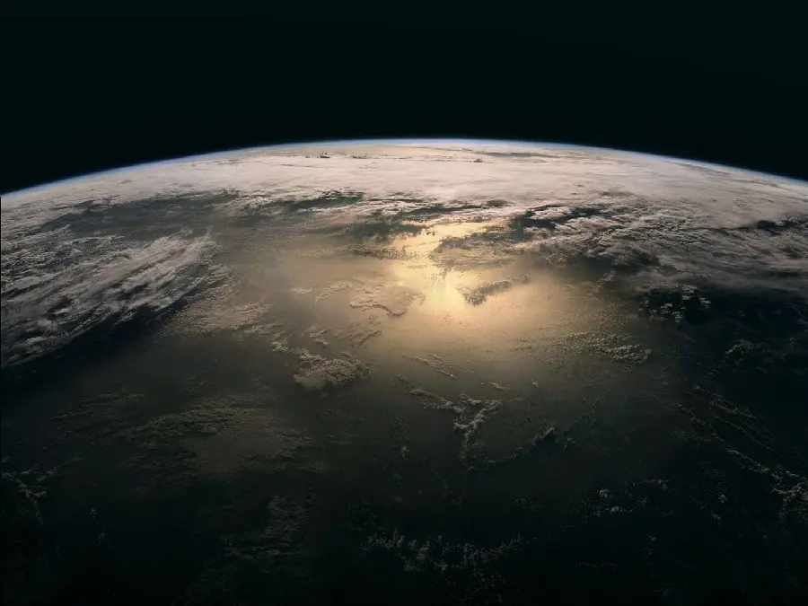 Download high-quality and free photos of the surface of the Earth 