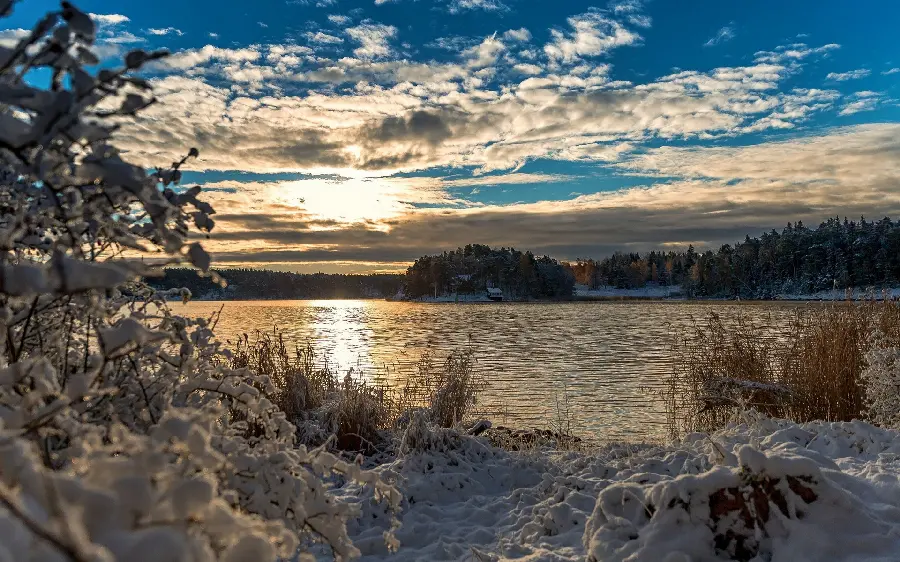 Amazing winter scenery at sunrise with HD quality