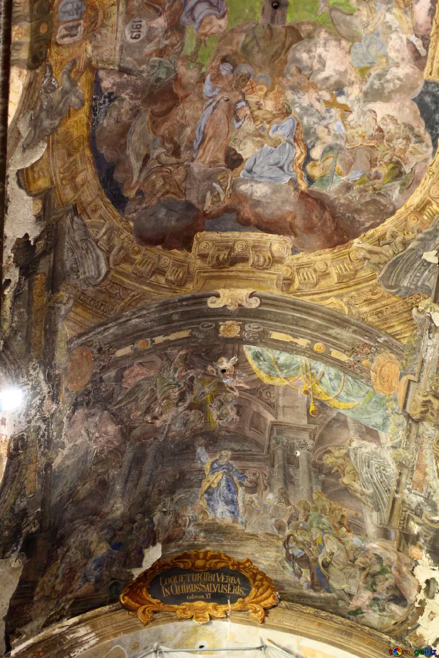 Photo of a Renaissance mural painted in 1919 