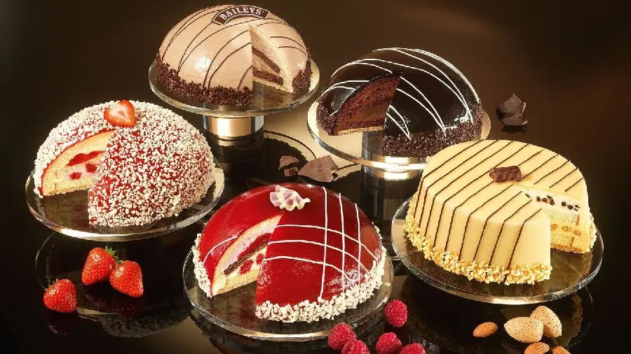 Wallpaper of all kinds of cakes and sweets with delicate and sweet flavors