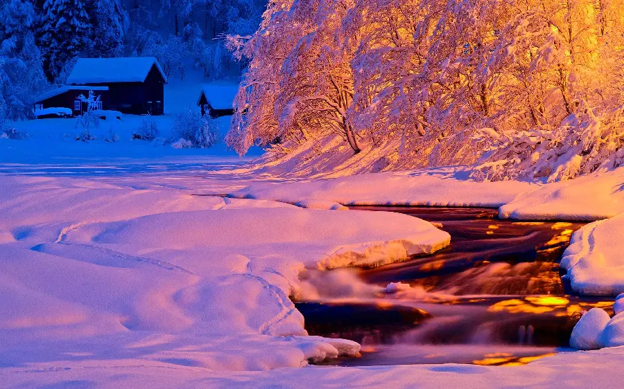 Free download of a dreamy and special winter landscape for printing posters 