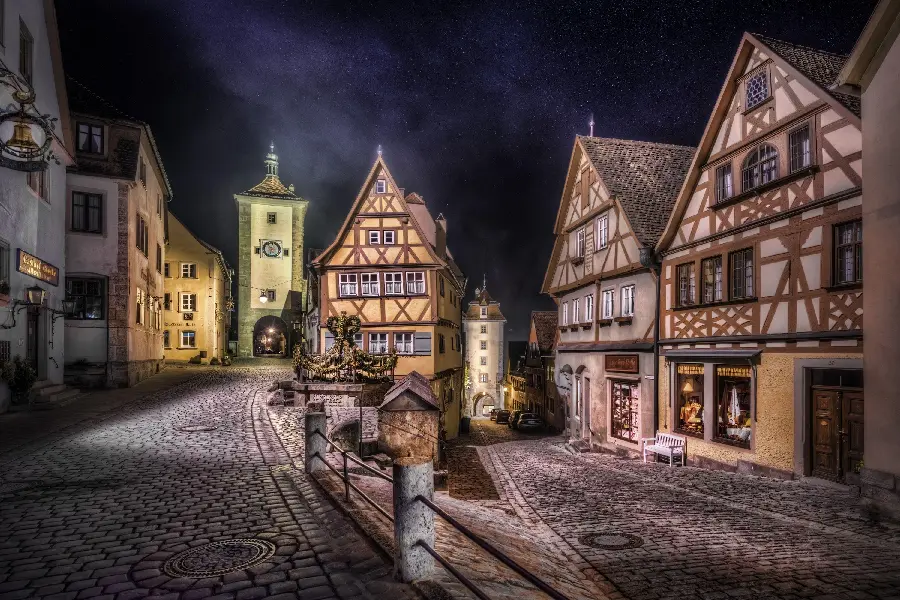 Cool stock photography of dream homes in Europe