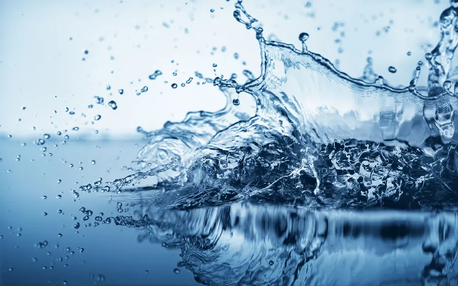 Profile photo of cool water with a strange and interesting shape with excellent photography art