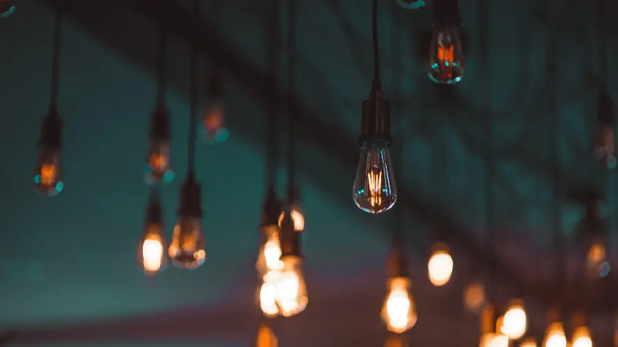 Simple profile photo andStylish for students and electrical engineers