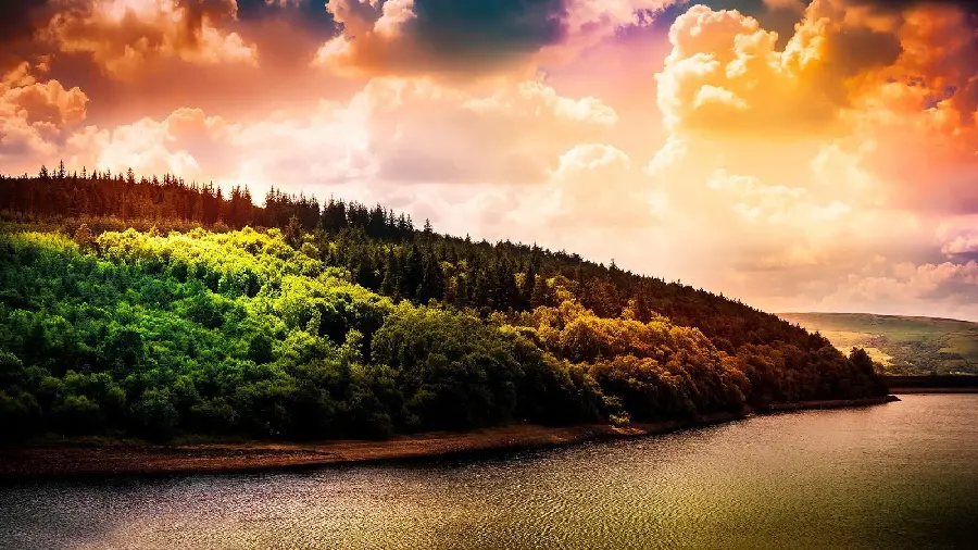 A pleasant and natural landscape wallpaper for your computer screen