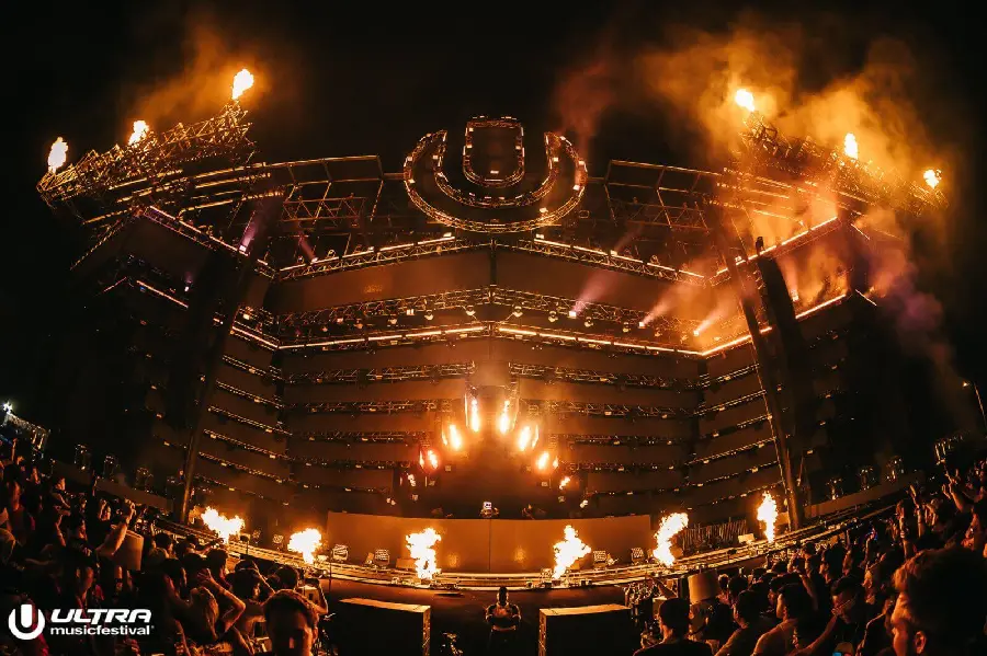  Pictures of crowded foreign music festivals hd in the best locations