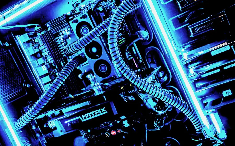 Interesting and Spectacular Picture of the Internals of Computer Hardware