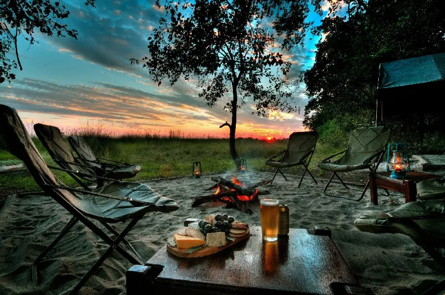 Picture of having breakfast at a camp by the lake with a dreamy and relaxing atmosphere