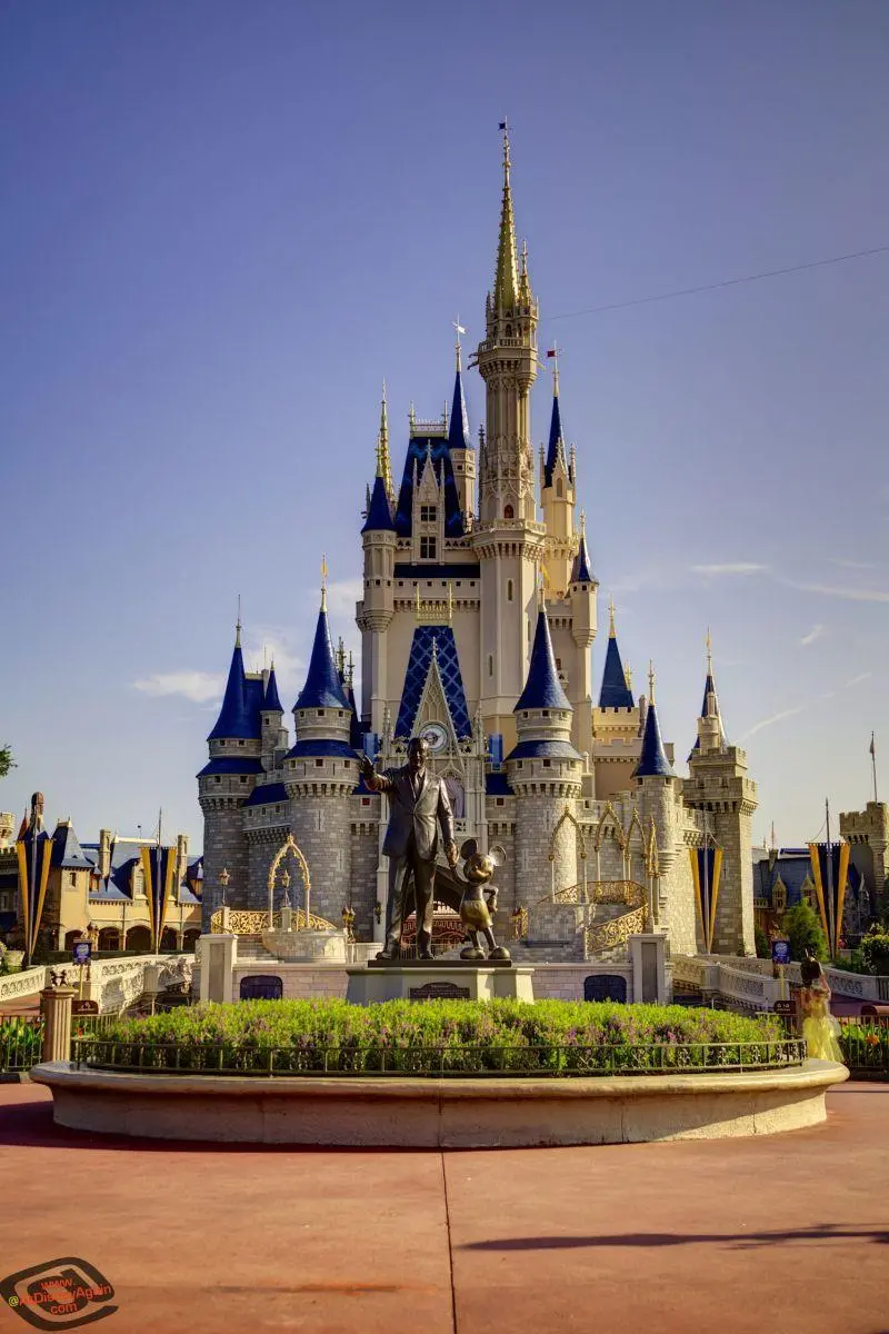 Walt Disney Palace and Castle Wallpaper for iPhones