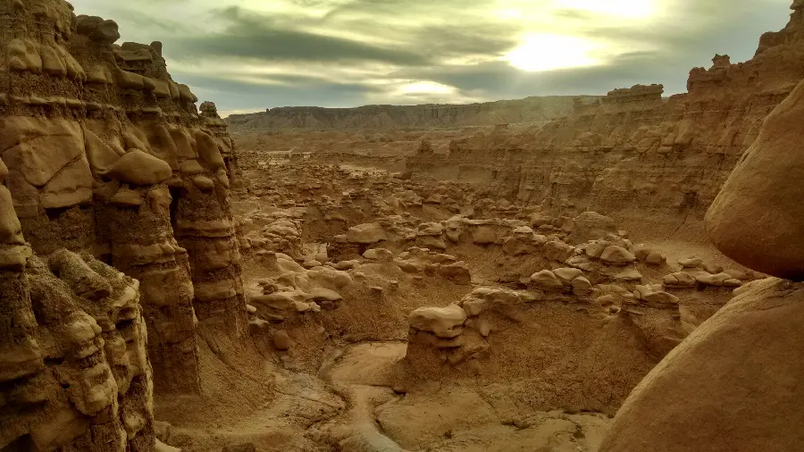 Download a photo of a relaxing desert and desert for Lenovo laptops